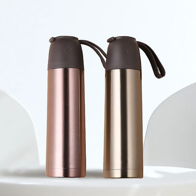 Un flacon d'aspirateur de luxe pour cadeaux d'affaires avec fonction de garder la boisson chaude et froide 12-24h