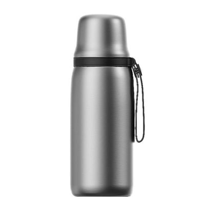 Hôtel Applicable Personnel 2023 Bouteilles hydroflasque avec paille Boulette isolée Bouteille d'eau