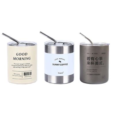Item Logo personnalisé 320ml/600ml Double paroi en acier inoxydable mince étroite isolation tasses de café avec couvercle et paille