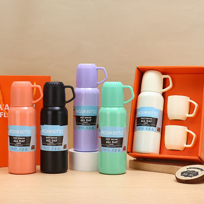 Ensemble cadeau de tasse d'eau à vide en acier inoxydable à trois couvercles
