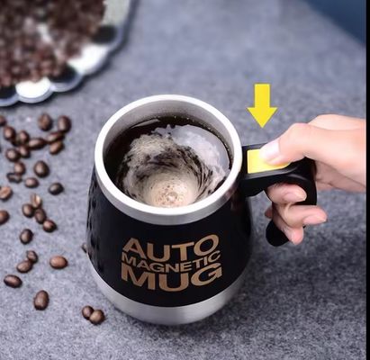 Appareil électrique de remuage de café et de lait