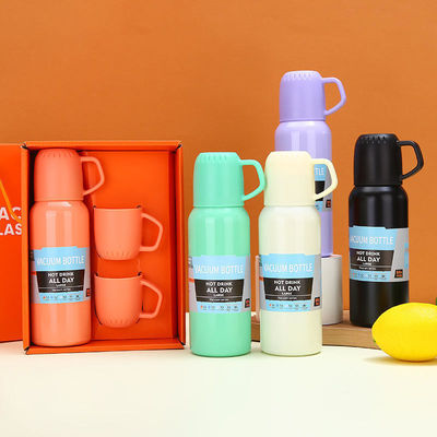 Ensemble cadeau de tasse d'eau d'isolation sous vide en acier inoxydable avec tasse droite en plusieurs couleurs