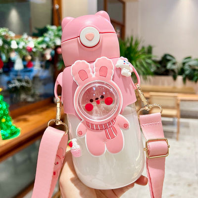 La vie quotidienne à la maison Ours mignons Portable en plastique grande capacité bouilloire à eau avec paille