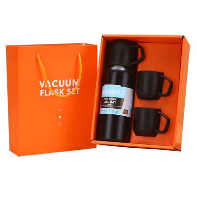 Ensemble de boissons personnalisable avec une tasse isolée sous vide en acier inoxydable 304 et 3 couvercles