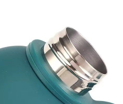 Bouteille d'eau isolée en acier inoxydable 304 à double paroi sans BPA pour tasses de sport