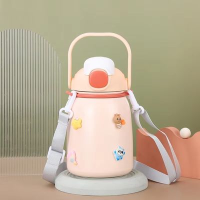 Design de dessins animés 800ml Grand ventre Coupe isolée enfant mignon bouteilles sous vide Thermos avec paille