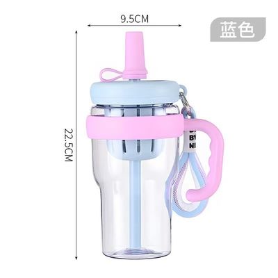 Design minimaliste Bouteille en plastique de 680 ml pour les sports de plein air et l'efficacité des voyages