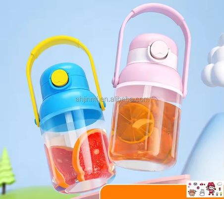 Style de conception minimaliste Bouteille en plastique de 800 ml pour les sports de plein air Bouilloire pour adultes