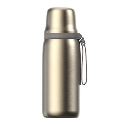 650 ml de capacité Bouteille à vide à double paroi en acier inoxydable