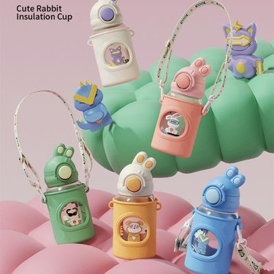 680ml Cartoon Straw Silicone Couverture en cuir Bouteille d'eau isolée sous vide Pour enfants Enfants