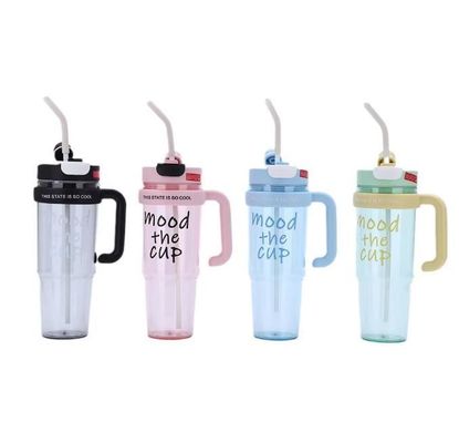 Compagnon de voyage et de sport en plein air pour filles 900 ml tasse d'eau en plastique avec fonction spray