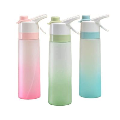 Espace de remise en forme en plein air 156g Grandes capacités Gradient Couleur Coupe d'eau de sport avec paille