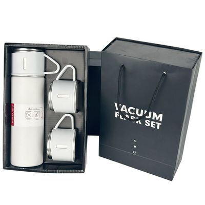 Capacité 500 ml Ensemble cadeau d'entreprise personnalisé avec bouteille d'eau en acier inoxydable et couvercles