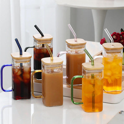 400ml Coupe en verre à poignée de couleur carrée avec couvercle en bambou et paille