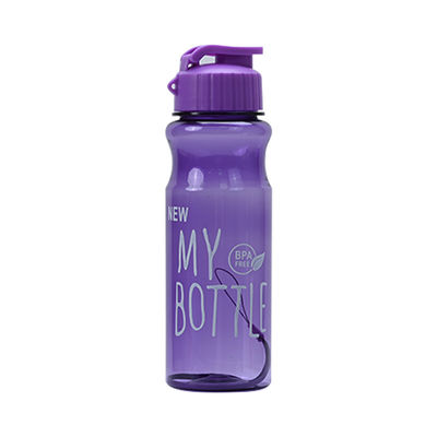 Unisexe Sport Logo personnalisé Bouteilles d'eau potable en plastique sans BPA avec couvercle pour accessoires
