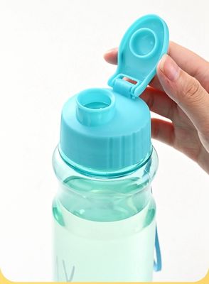 500 ml de bouteilles d'eau potable en plastique sans BPA en PET avec courroie pour les exercices physiques