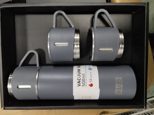 Tous les cadeaux d'affaires ensemble bouteille d'eau en acier inoxydable avec 2 tasses et bouteille sous vide