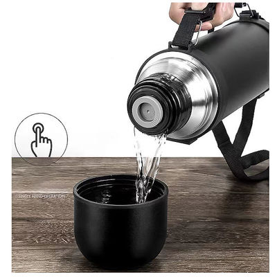 Bouteille d'eau isolée sous vide en acier inoxydable 304 de 1200 ml de capacité pour les activités de plein air