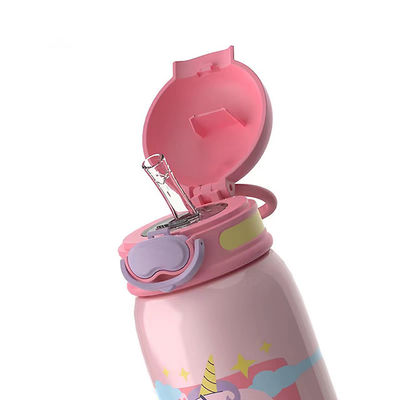Restez hydraté n'importe quand n'importe où avec cette bouteille d'eau à double paroi de 550 ml.