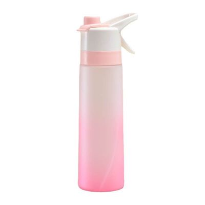 Vendez directement des tasses d'eau en plastique de sport simple avec une capacité de 750 ml