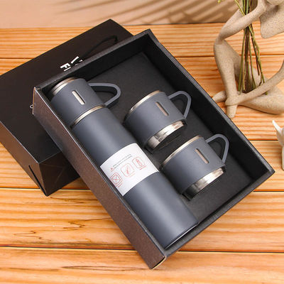 Ensemble cadeau d'entreprise 201 Bouteille à vide en acier inoxydable avec 3 tasses raccordables