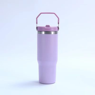 Des tubes de sport à sublimation forestière avec un couvercle et une poignée pour une capacité de 30 oz