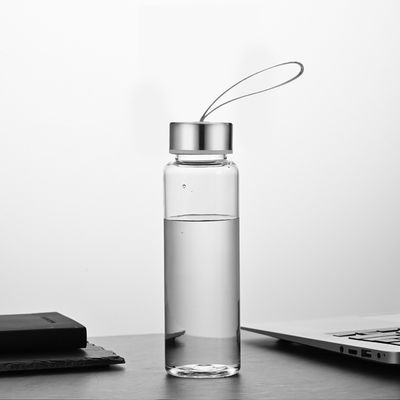 Bouteille en plastique de 300 ml 400 ml 500 ml pour les sports de plein air et l'efficacité des voyages