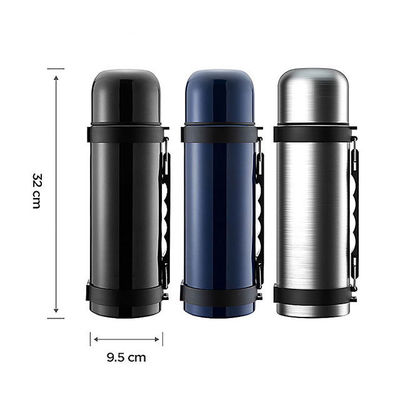 Voyagez de façon écologique avec cette bouteille d'eau en acier isolé sous vide réutilisable