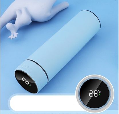 Un thermos personnalisé de 500 ml avec affichage de température numérique intelligent et conception imperméable