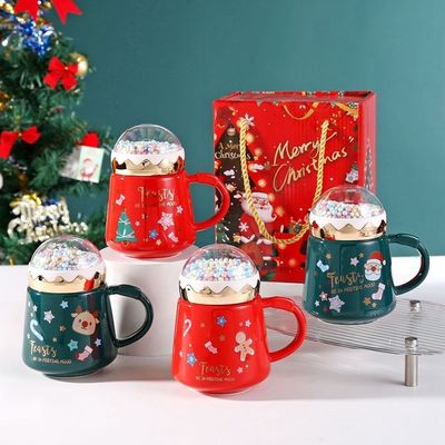 Une tasse en céramique de 400 ml, idéale pour les cadeaux de Noël.