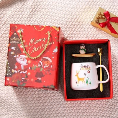 Une tasse en céramique de 400 ml, idéale pour les cadeaux de Noël.