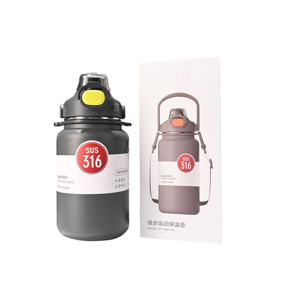 Bouteille d'eau en acier inoxydable à double paroi de 1300 ml isolée sous vide pour une tasse de voyage pour enfant