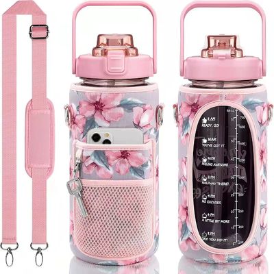 Bouteille d'eau de 2 litres adaptée aux voyages avec un manchon de rangement et un marqueur d'heure