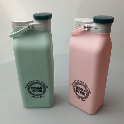 Logo personnalisé Bouteille d'eau potable en silicone pliable Parfait pour les cadeaux d'affaires
