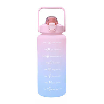 Bouteille d'eau motivationnelle avec marqueur d'heure et paille pour le camp d'activités en plein air