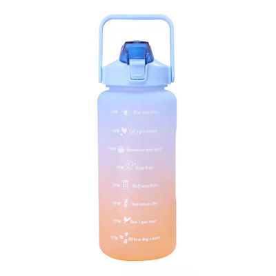 Bouteille d'eau motivationnelle avec marqueur d'heure et paille pour le camp d'activités en plein air