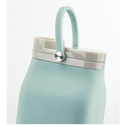 Bouteille d'eau pliable en silicone avec paille Couleur personnalisée acceptable