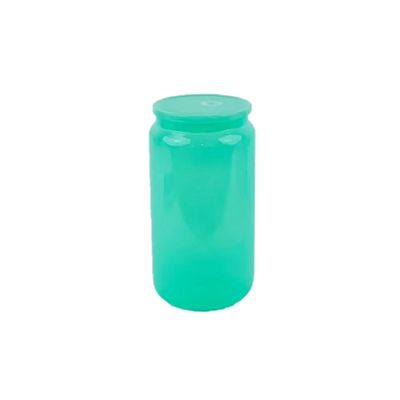 Bouteille de verre à boire 16 oz de couleur à la mode Portable Forme pour l' eau de fruits gratuite