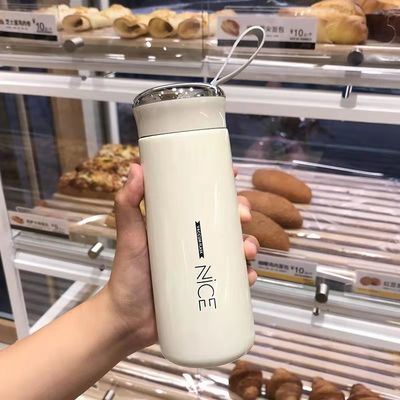 Situation d'utilisation polyvalente Bouteille d'eau en verre Convient pour le café, l'eau, le lait et plus