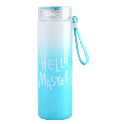Une bouteille d'eau en verre glacé de 500 ml sans BPA