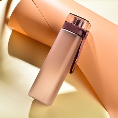 Unisexe grande capacité PC bouteille de sport mode simple carré bouteille d'eau tasse en plastique