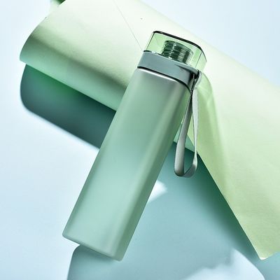 Unisexe grande capacité PC bouteille de sport mode simple carré bouteille d'eau tasse en plastique