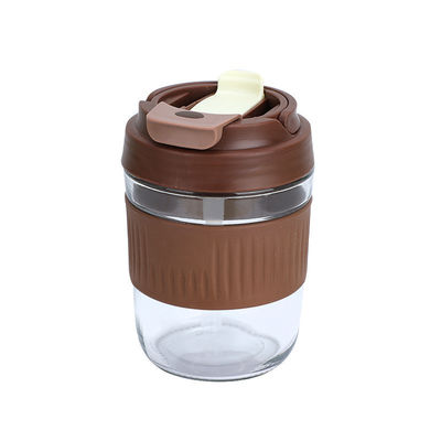 Acceptable OEM/ODM 400/550ml Double étanche à la décharge verre à boire avec manchon en silicone