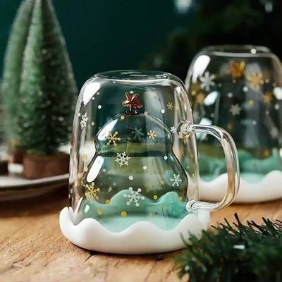 300 ml de cadeau de Noël Double verre muré avec couvercle et résistance à haute température