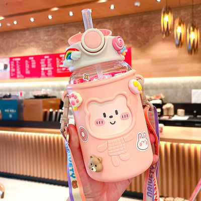 Coupe en plastique portable créative pour étudiants et enfants Bouteille d'eau de paille imperméable