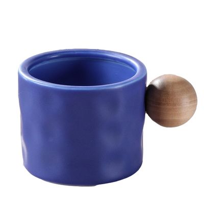Accessoires à main 330 ml tasse à café en céramique avec poignée en bois