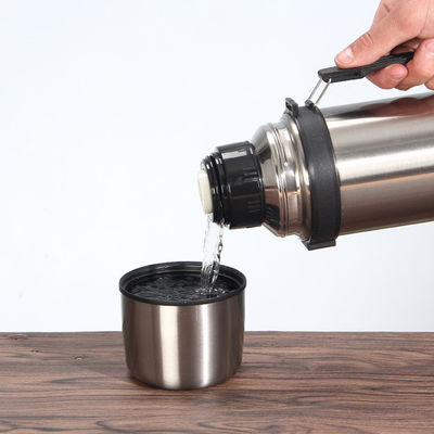1800 ml de bouilloire de marche en acier inoxydable à vide portable pour les sports de plein air