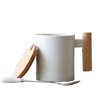 Coupe de tasse en céramique durable avec couvercle et logo personnalisé pour les amateurs de thé en taille 0,5 kg