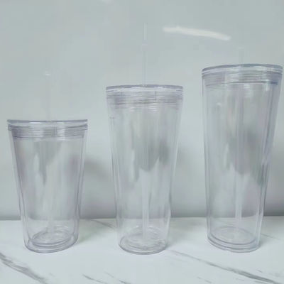 Bouteille d'eau en plastique transparente avec couvercle et paille