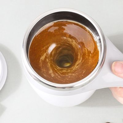Couche anti-corrosion équipée d'un mélangeur électrique automatique de 380 ml pour le café de bureau